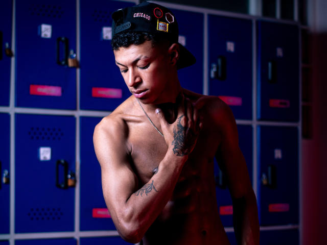 JhonatanGuzman - Sexe cam en vivo - 29122352