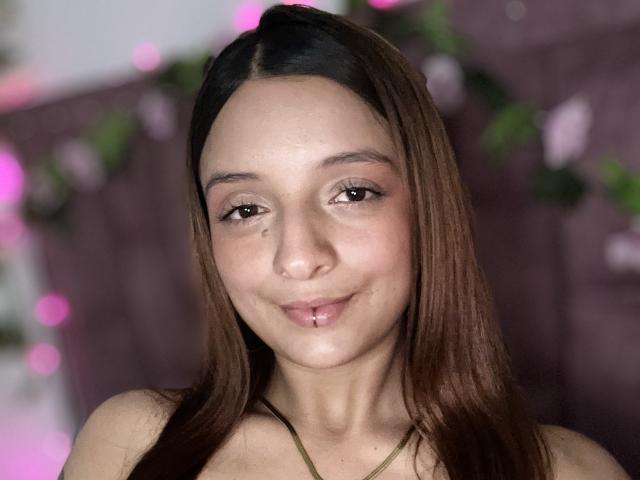 SaarahJones - Sexe cam en vivo - 29122403