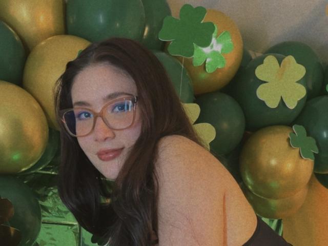 StarDustt - Live Sex Cam - 29122970