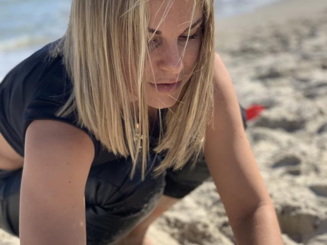 BelleLisaG - Sexe cam en vivo - 29123159