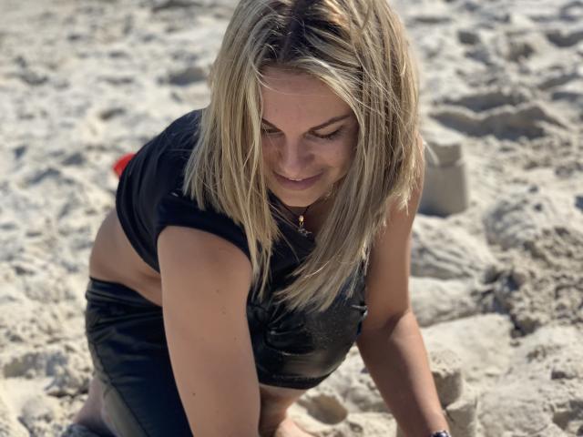 BelleLisaG - Live porn &amp; sex cam - 29123189