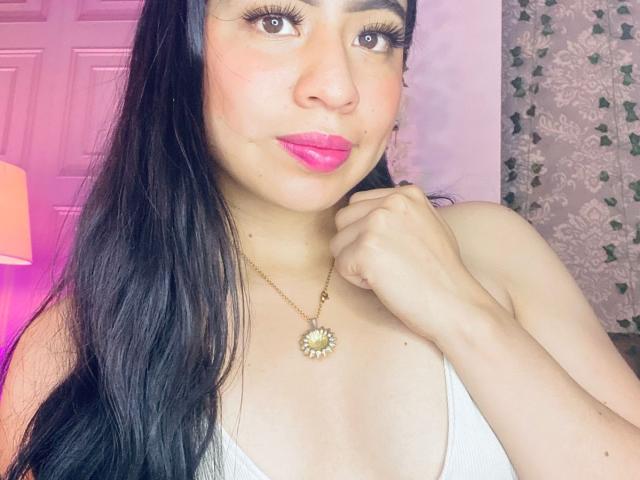 ZoeRedds - Live porn &amp; sex cam - 29123600