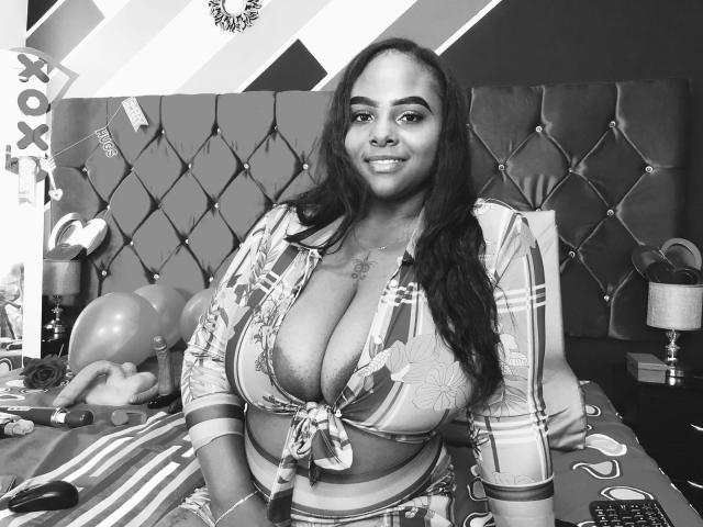 HayleyEvans - Live porn &amp; sex cam - 29125175