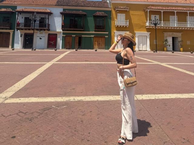 IsabellaJames - Camera khiêu dâm &amp; quyến rũ trực tiếp - 29129087