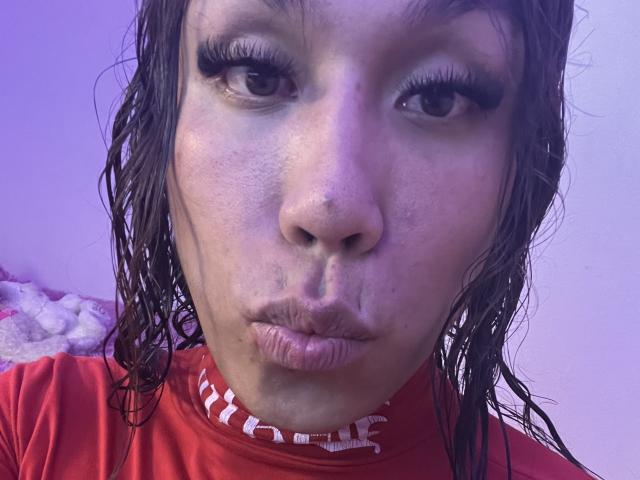 GeraldineSuan - Live sexe cam - 29130821