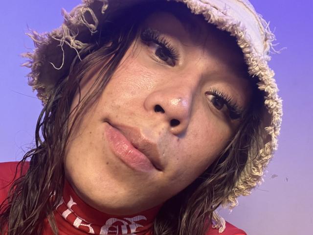 GeraldineSuan - Live porn &amp; sex cam - 29130875