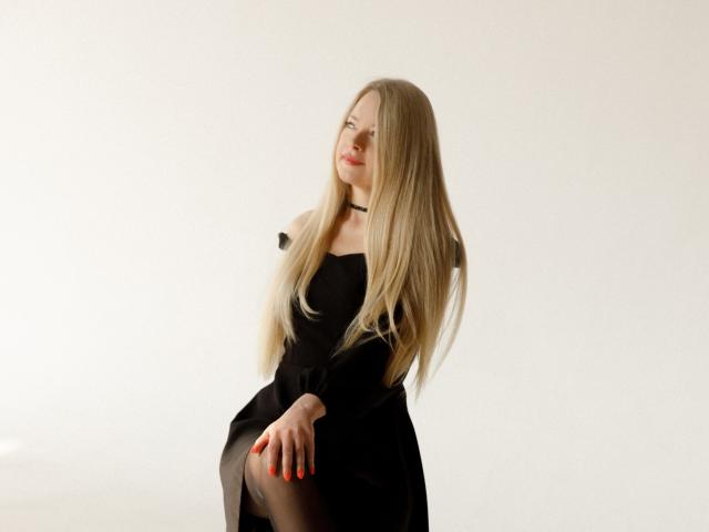 CharlotteKerti - Live sexe cam - 29134682