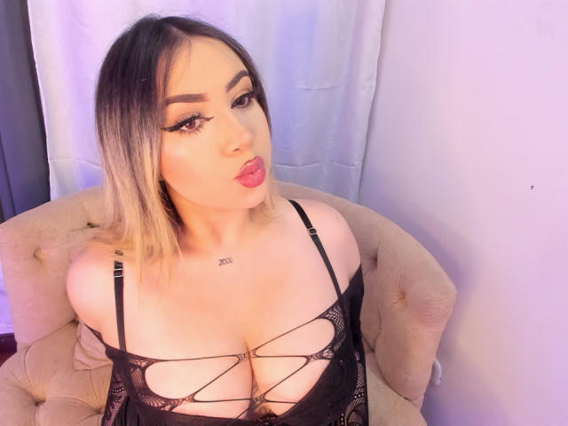 MelissaLust - Live Sex Cam - 29139899