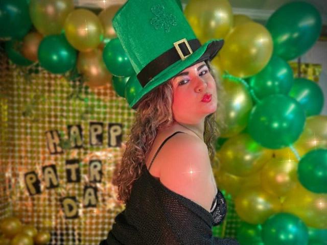 AdrianaPrettie - Live sexe cam - 29139968