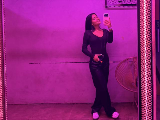 ThaliaAres - Sexe cam en vivo - 29140757