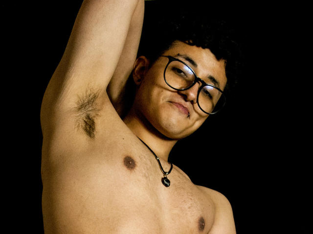 AdoniBaskerville - Sexe cam en vivo - 29143127