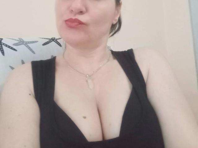 MonicaErotisch-hot - Live sex cam - 29143562