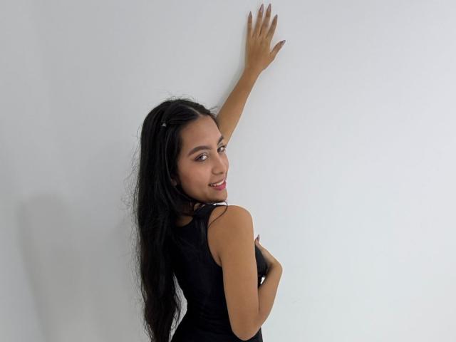 EmmaEstreilla - Live porn &amp; sex cam - 29144054