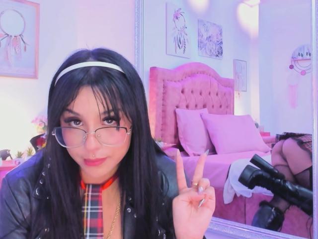 GraceClarke - Live Sex Cam - 29147726