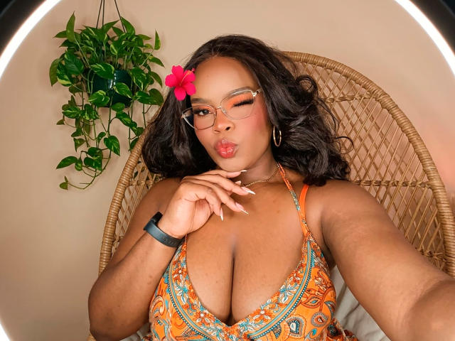 IsisGonzales - Live porn &amp; sex cam - 29148740