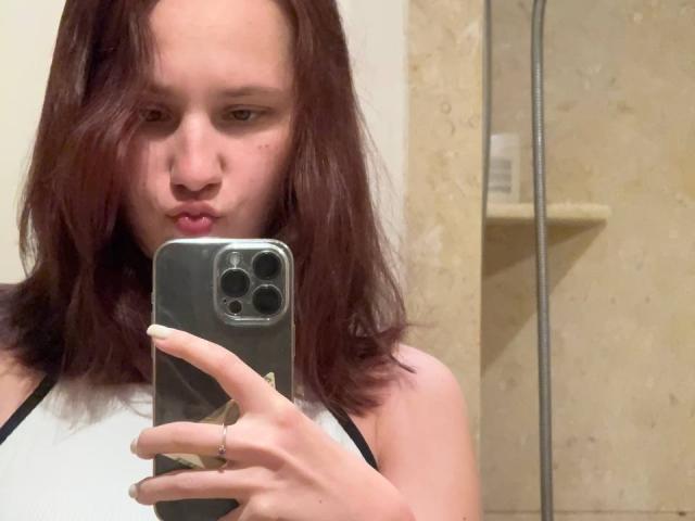 HotCaramelsTrio - Live porn &amp; sex cam - 29149418