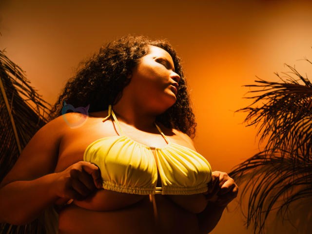 MhiaRey - Sexe cam en vivo - 29158763