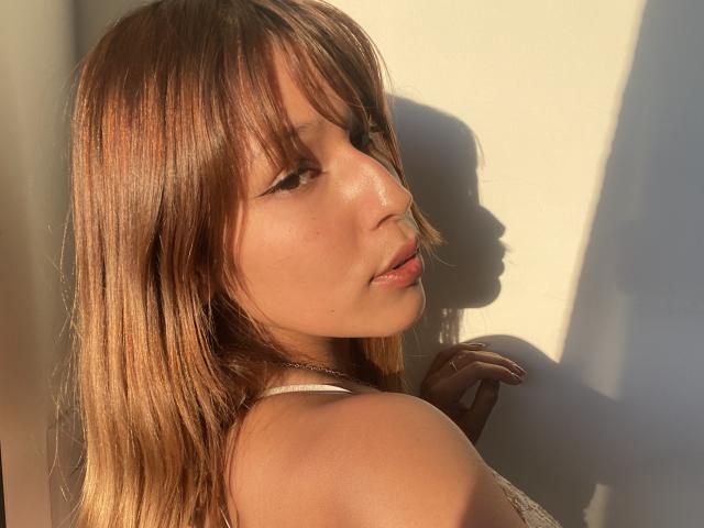 KiaraHernandezX - Sexe cam en vivo - 29165219