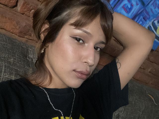 KiaraHernandezX - Sexe cam en vivo - 29165237