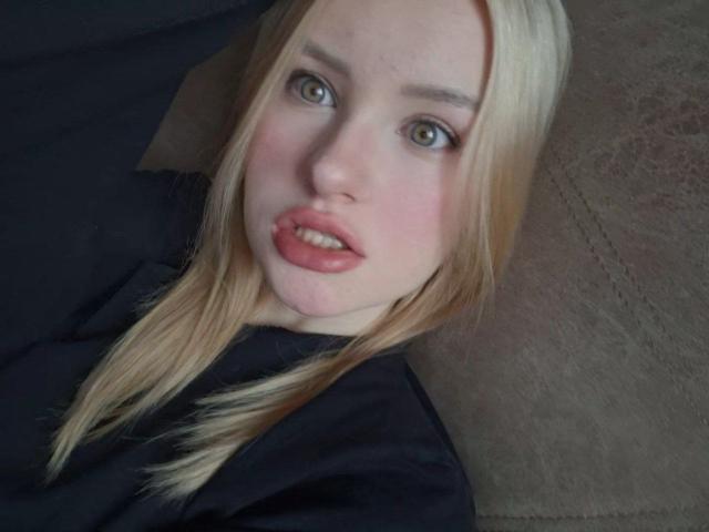 RoseUty - Live porn &amp; sex cam - 29170235