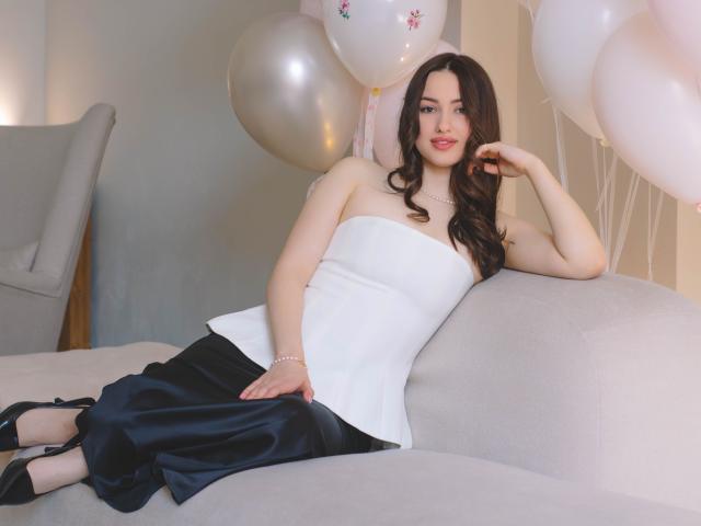 ChristinaBliss - Live sex cam - 29181476