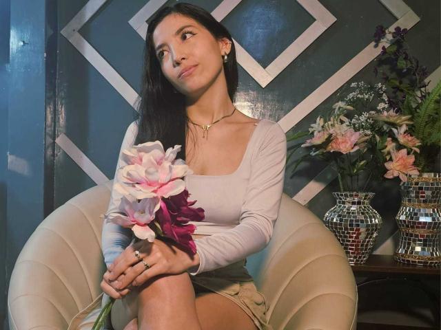 MiaLovelyn - Live porn &amp; sex cam - 29183006