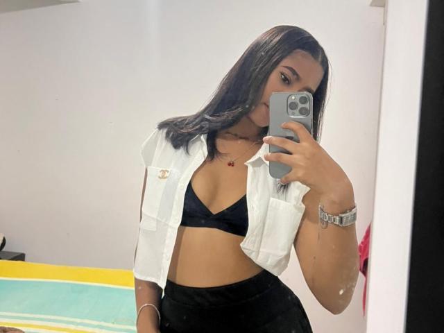 LovelyPeachss - Live porn &amp; sex cam - 29183789
