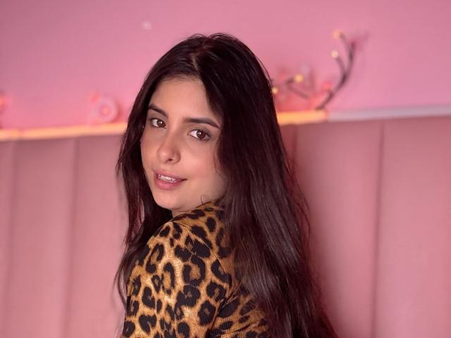 LucianaBlake - Live porn &amp; sex cam - 29189291