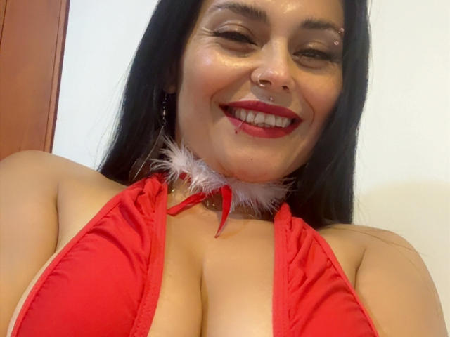 CharlotteCrofort - Sexe cam en vivo - 29192522