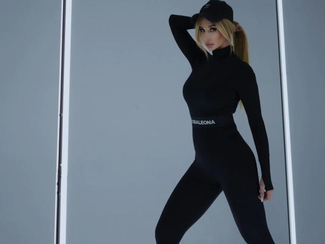 PlayfullBella-hot - Live porn &amp; sex cam - 29196149