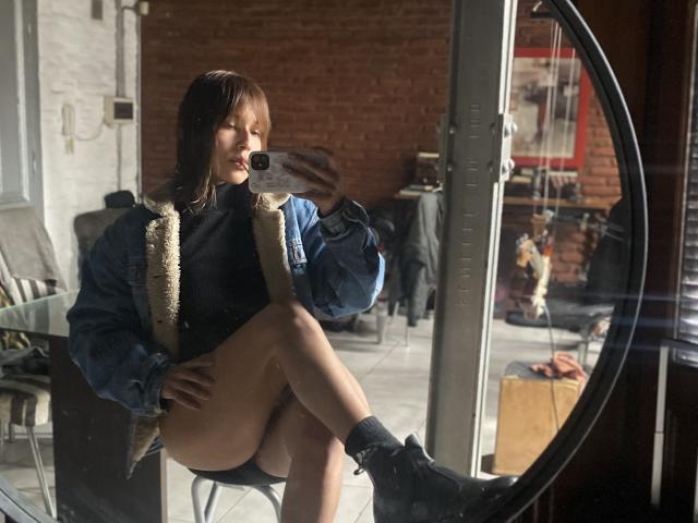 KiaraHernandezX - сексуальная веб-камера в реальном времени - 29210351