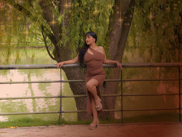 MiaBellucci - сексуальная веб-камера в реальном времени - 29217503