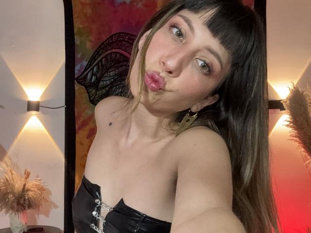 IzzysMisss - 라이브 포르노 &amp; 섹스 캠 - 29228441