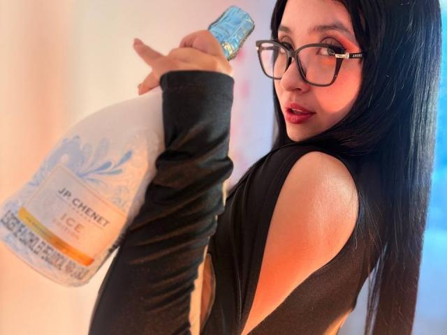 LunaBellaHotty - Live sex cam - 29228714