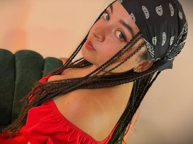 ValerieDevereux - Live porn &amp; sex cam - 29234663