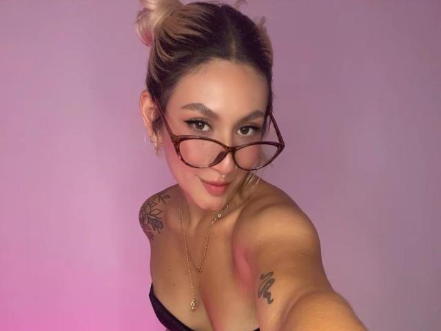 EmilyRobertts - Live sexe cam - 29234948