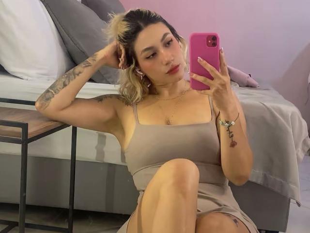 EmilyRobertts - Sexe cam en vivo - 29235017