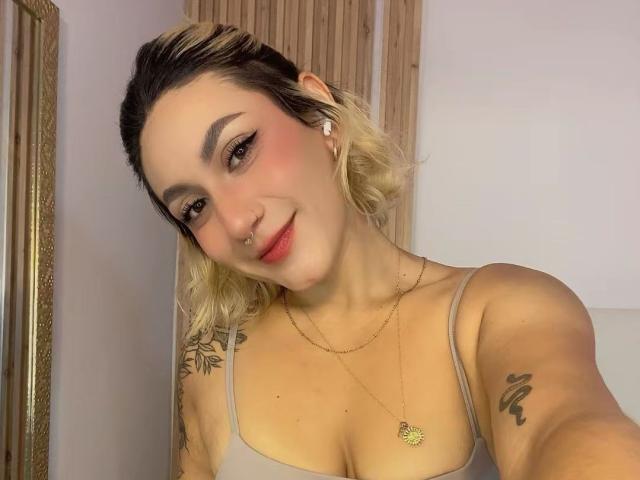 EmilyRobertts - Sexe cam en vivo - 29235023