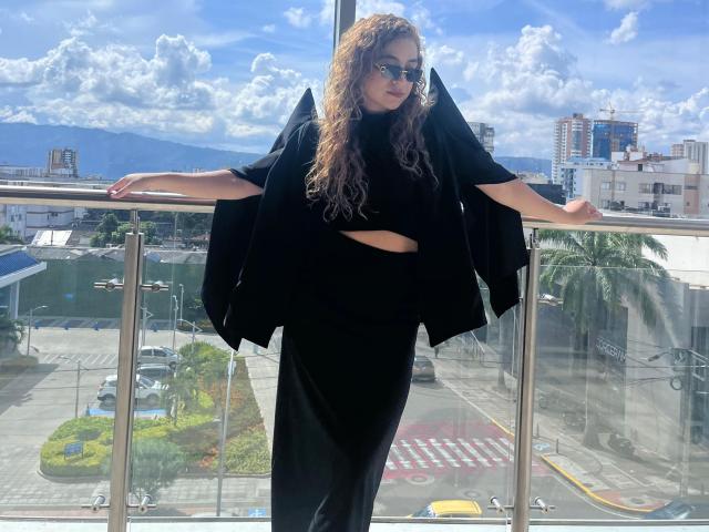 AriannaBlake - Live Sex Cam - 29240837