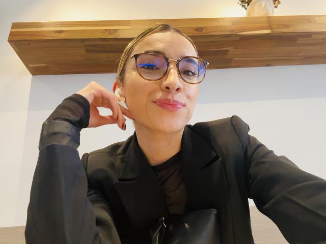 AdharaCooperr - Sexe cam en vivo - 29242121
