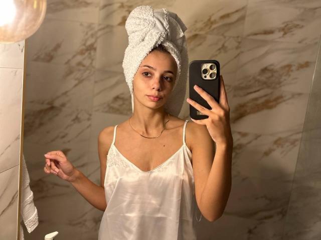 AishaBee - Live porn &amp; sex cam - 29246180