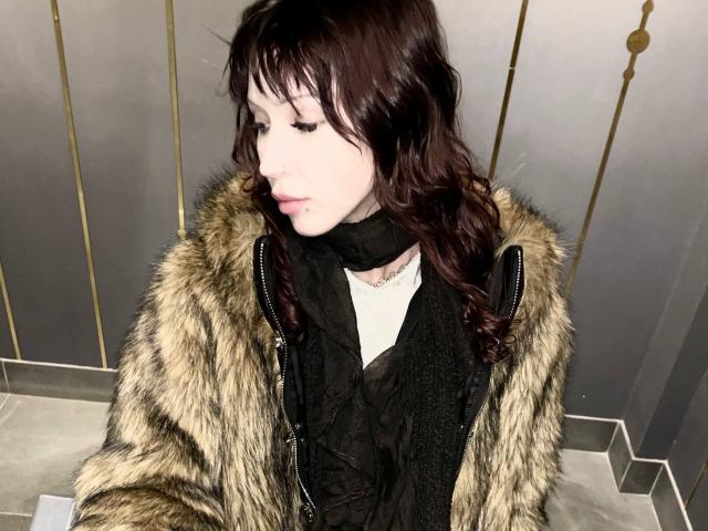 CarolynnDrage - Live sexe cam - 29253359