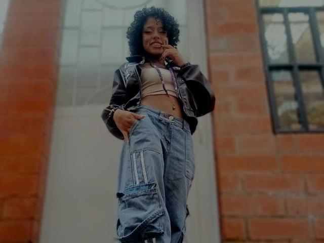 LunaKeller - Live sex cam - 29257115