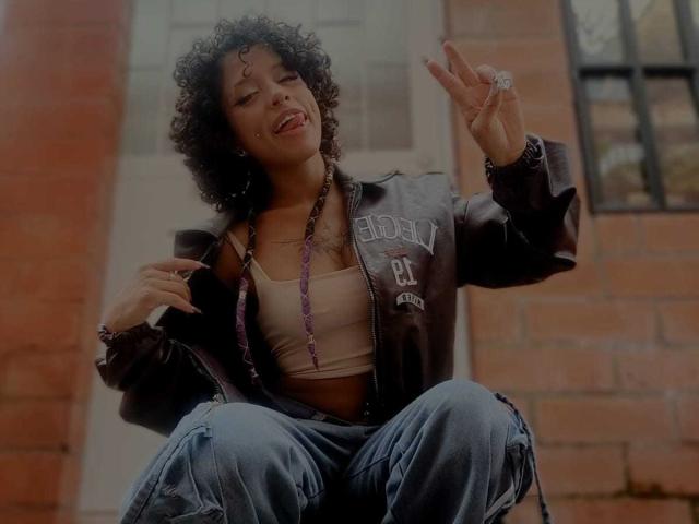 LunaKeller - Live sex cam - 29257124