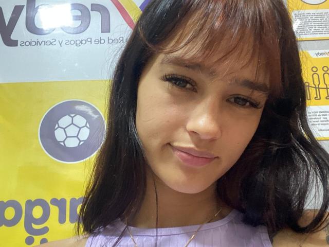 MelodyMansson - Sexe cam en vivo - 29261366