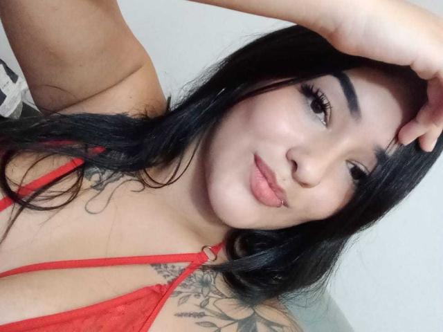 BrianaXO - Live sexe cam - 29272295