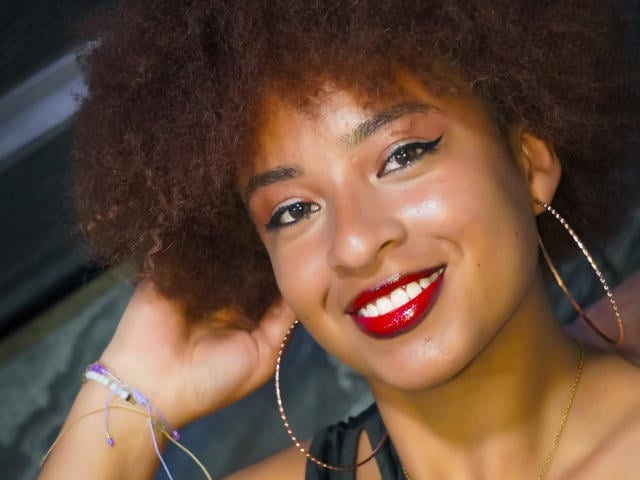 NiaZuri - Live sexe cam - 29275226