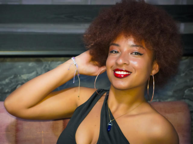 NiaZuri - Live sexe cam - 29275232