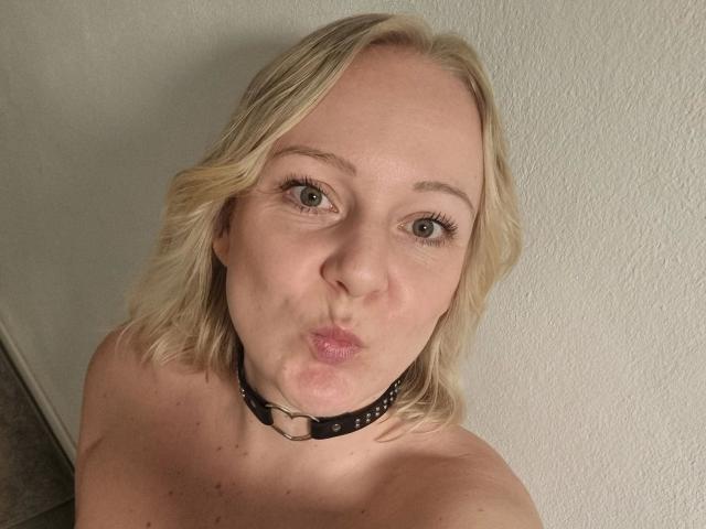 GermanMaskedLuci-hot - Live sexe cam - 29276390