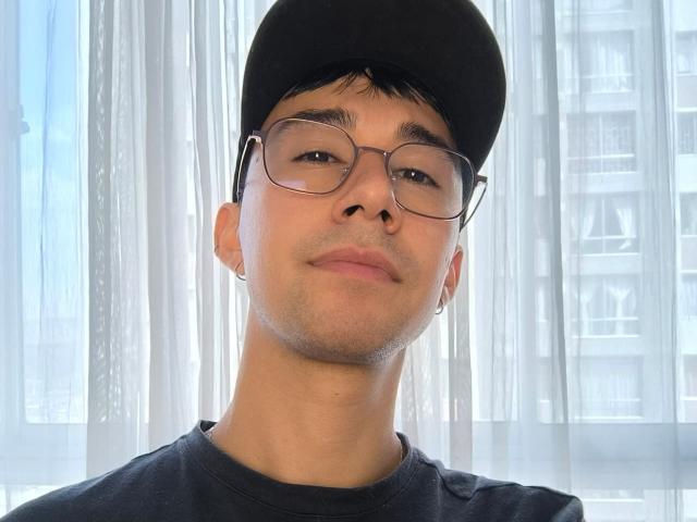 OliverHot69 - Live sex cam - 29276681